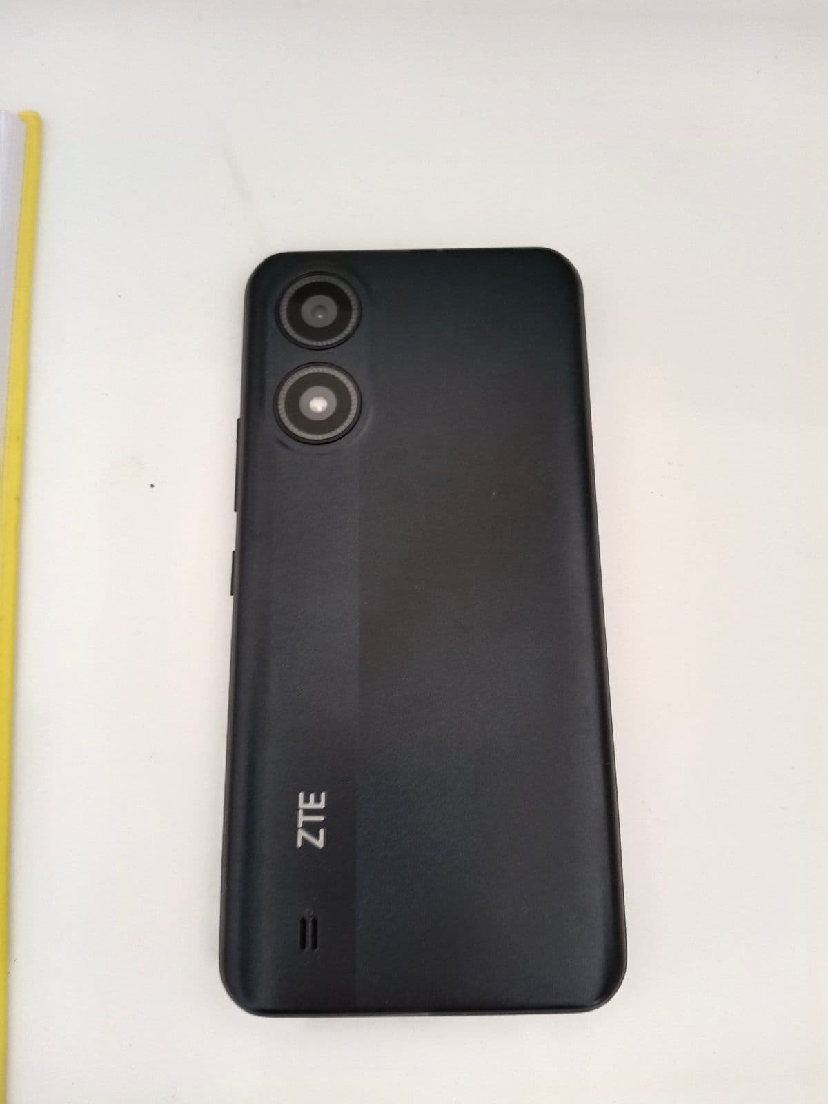 Posten 26 – 1 Stk. Android Smartphone
