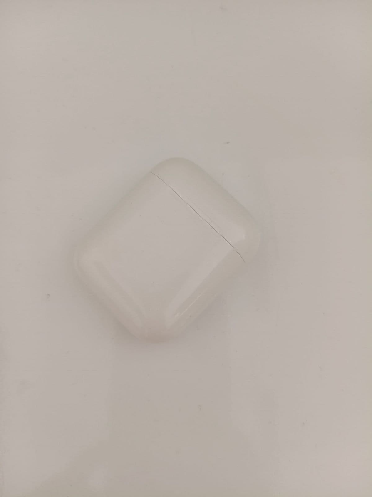 Posten 28 – 1 Stk. Apple AirPods inkl. Lade Case 1 Generation