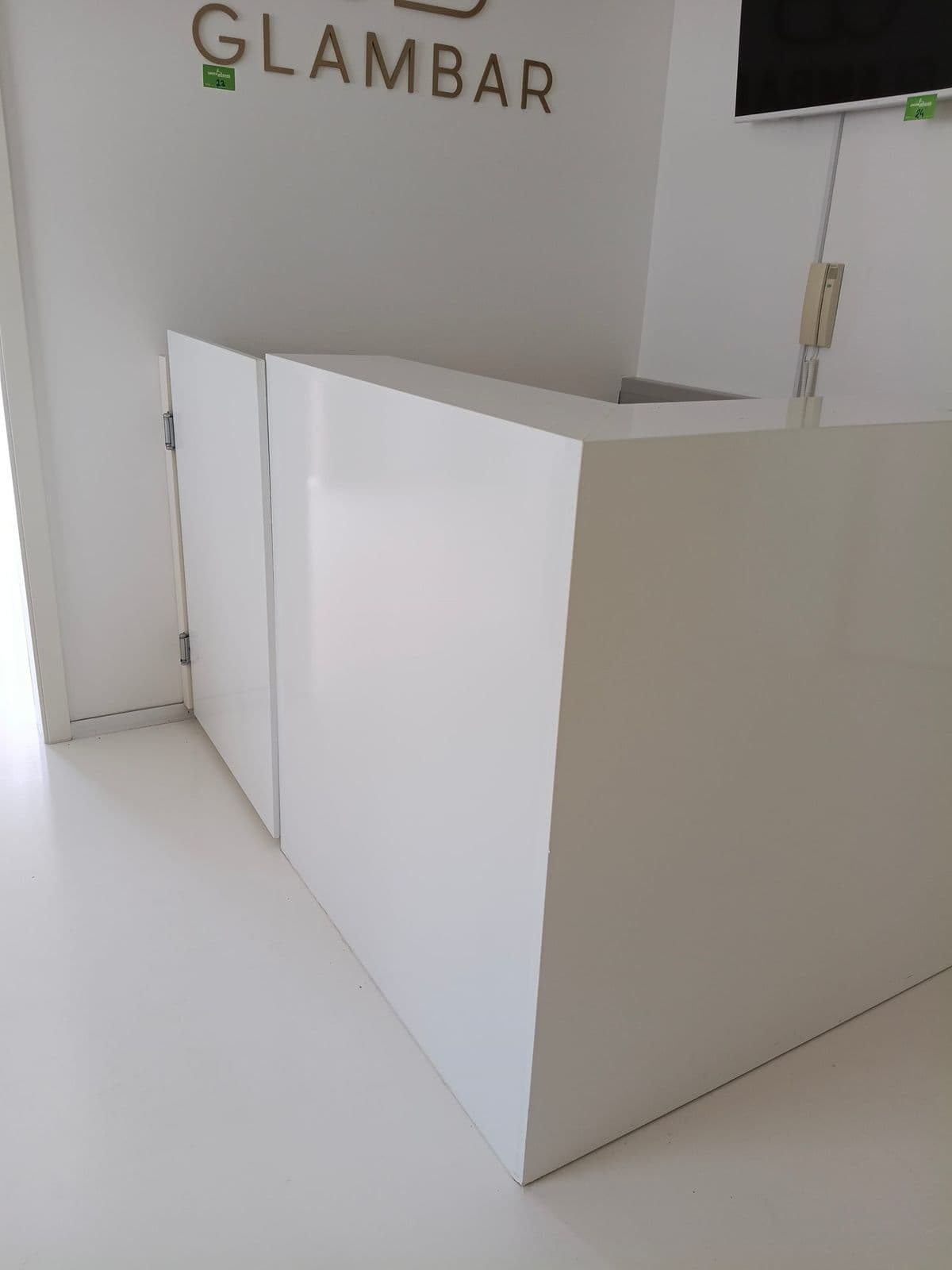 Posten 31 – 1 Stk. Verkaufspult