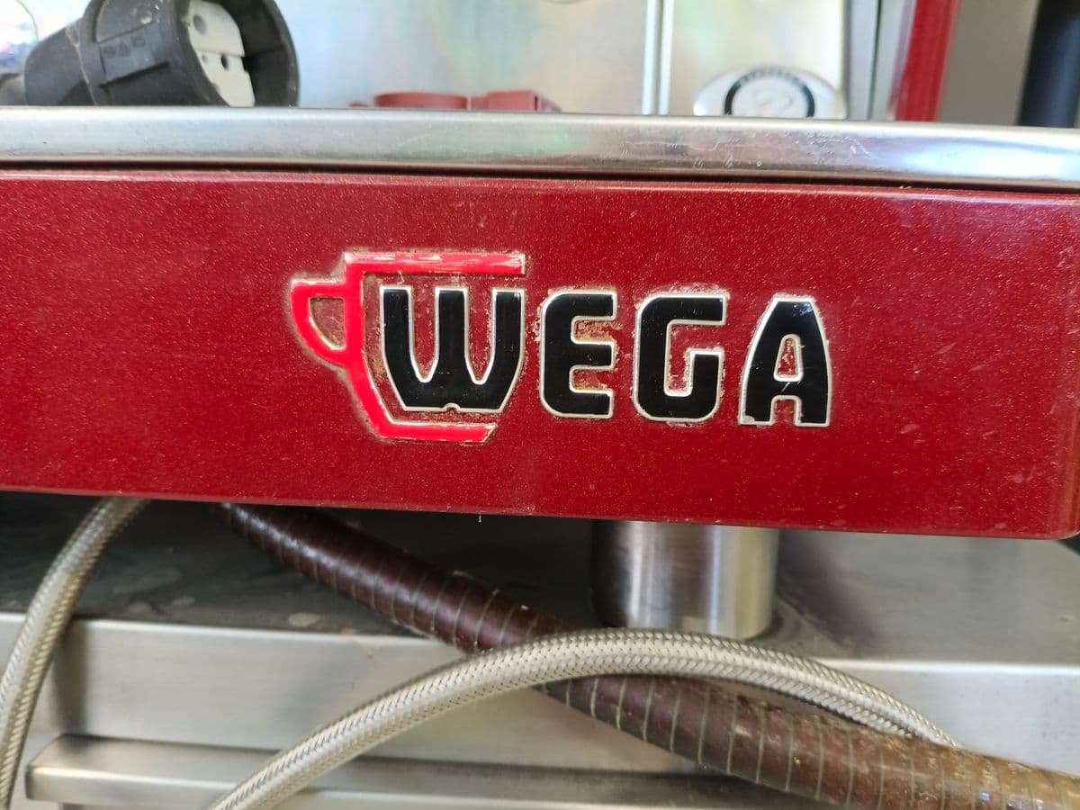 Posten 9 – Wega Atlas 2-gruppige Gastro-Espressomaschine