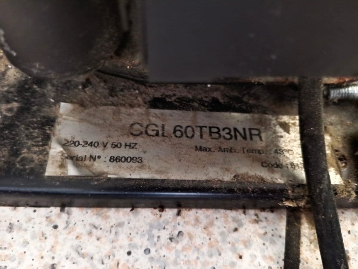 Posten 11 – 1 Stk. Electrolux Kälteaggregat / Kühlkompressor