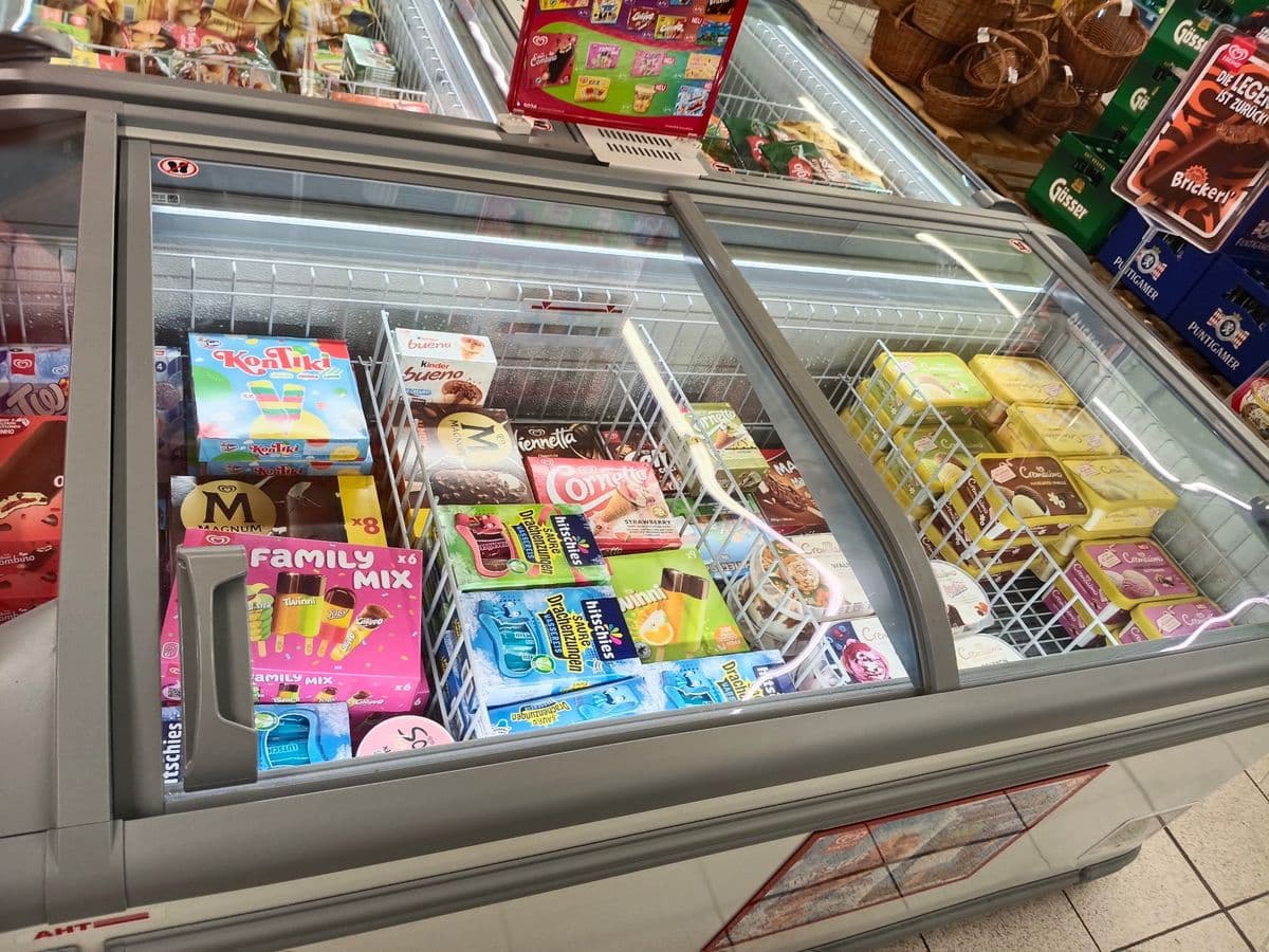Posten 21 – AHT Gewerbe-Tiefkühltruhe