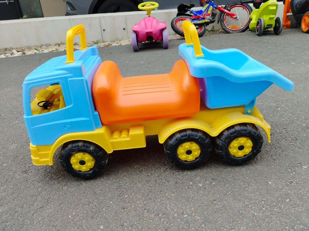 Kinder-Rutsch-LKW / Muldenkipper (Aufsitzfahrzeug) – Bild 2