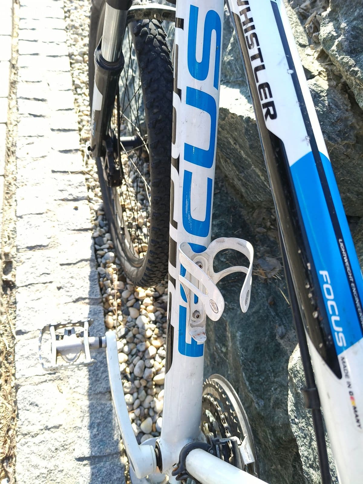 ​Mountainbike FOCUS WHISTLER (ca. 26 Zoll) - Weiß/Blau – Bild 10