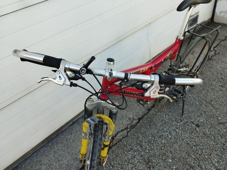 Wheeler Fahrrad 25 Zoll Farbe rot