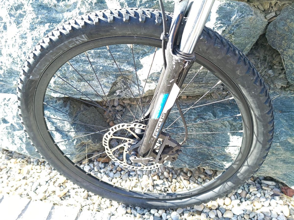 ​Mountainbike FOCUS WHISTLER (ca. 26 Zoll) - Weiß/Blau – Bild 12