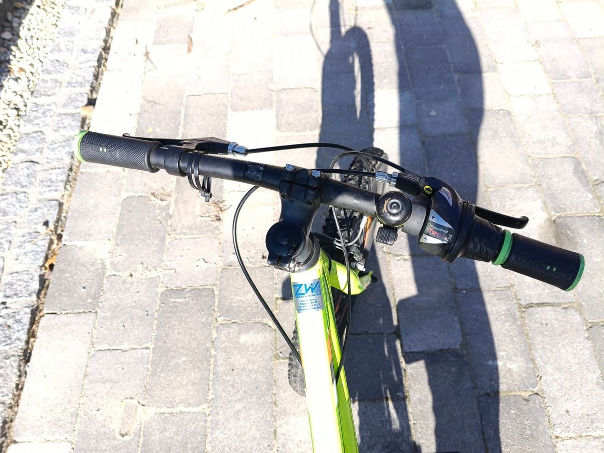 Focus Kinder-Mountainbike 20 Zoll - Neon Gelb/Grün – Bild 9