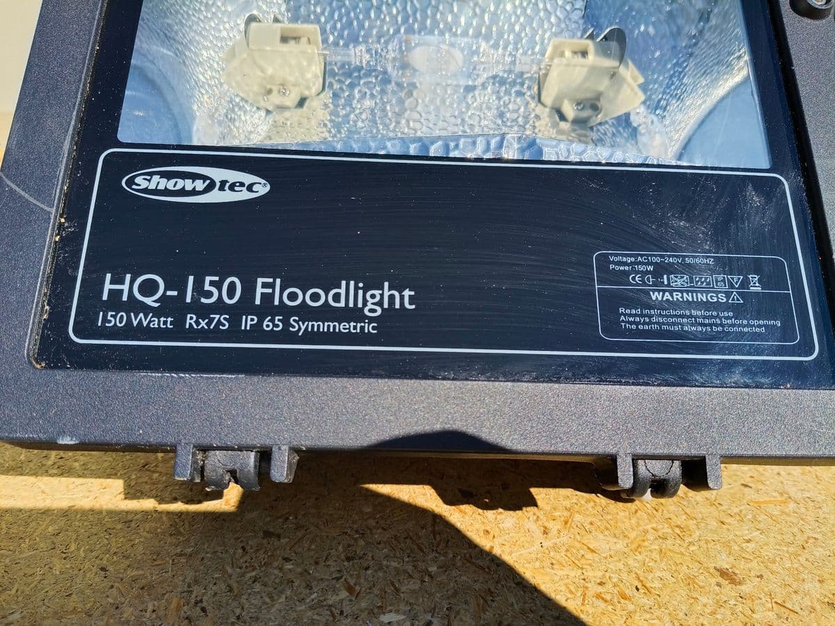 2 Stk.  Showtec HQ-150 Floodlight (150W Flutlichtstrahler / HQI-Scheinwerfer) – Bild 8