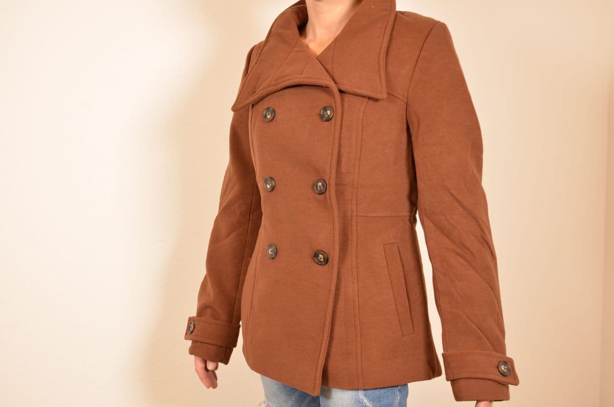 Eleganter Damen-Kurzmantel / Cabanjacke in Cognacbraun – Bild 2