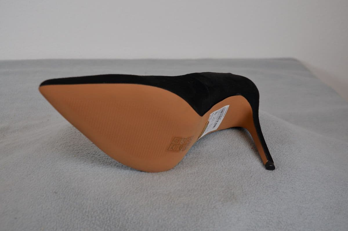 Klassische spitze Damen-Pumps in Schwarz – Bild 3