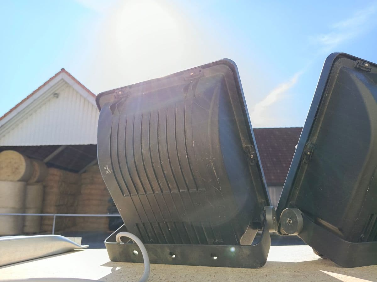 2 Stk.  Showtec HQ-150 Floodlight (150W Flutlichtstrahler / HQI-Scheinwerfer) – Bild 7