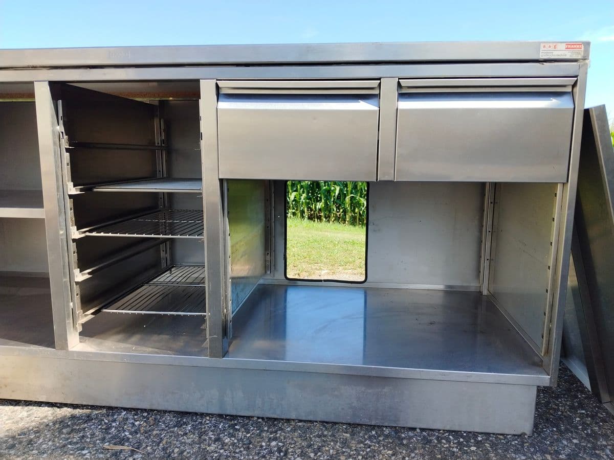 Edelstahl-Arbeitstisch – Bild 4