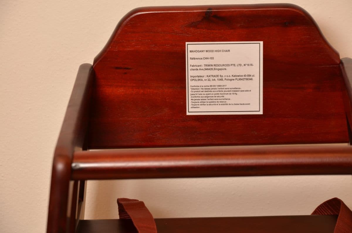Klassischer Kinderhochstuhl aus Holz – Bild 5